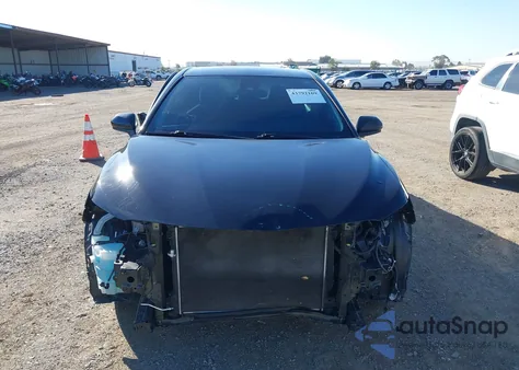 2020 Toyota Camry Le from USA, damaged, VIN 4T1C11AK8LU929703